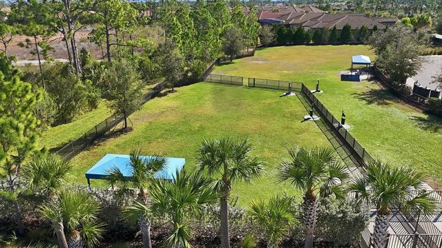 216 BRIENZA LOOP, Nokomis, FL 34275