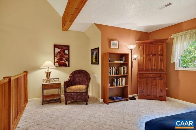 93 HONEY LOCUST LN, Nellysford, VA 22958