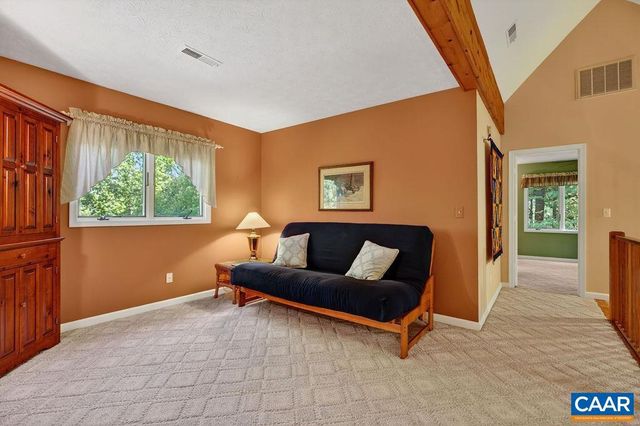 93 HONEY LOCUST LN, Nellysford, VA 22958