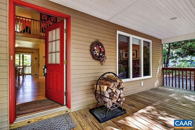 93 HONEY LOCUST LN, Nellysford, VA 22958