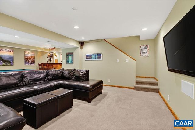 93 HONEY LOCUST LN, Nellysford, VA 22958