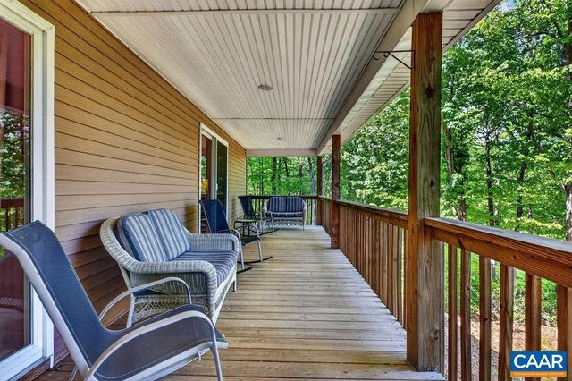 93 HONEY LOCUST LN, Nellysford, VA 22958
