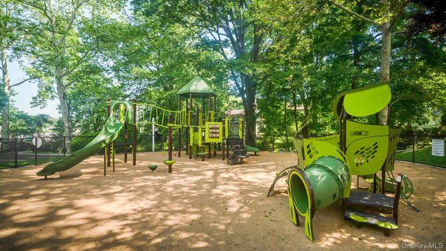 320 Palmer Terrace 2B, Mamaroneck, NY 10543