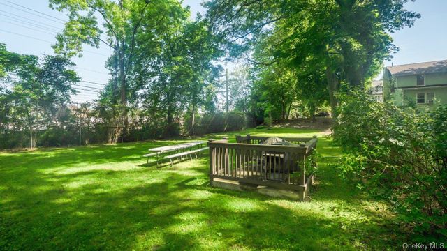 320 Palmer Terrace 2B, Mamaroneck, NY 10543
