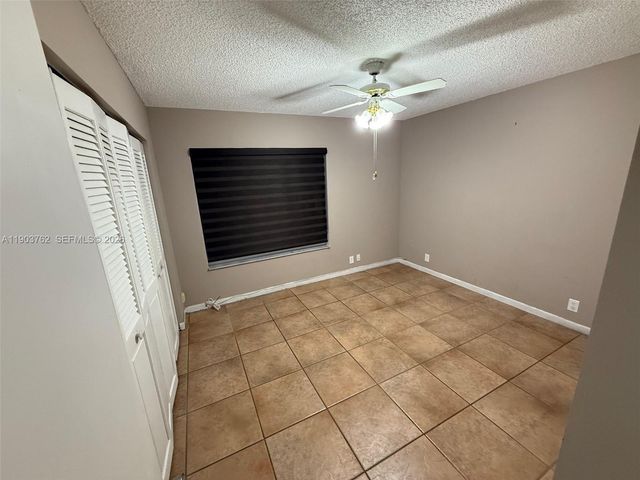 9422 SW 127th Avenue, Miami, FL 33186