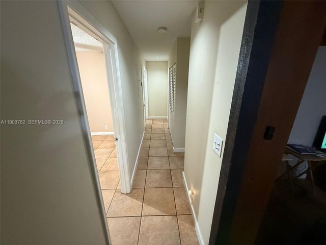 9422 SW 127th Avenue, Miami, FL 33186