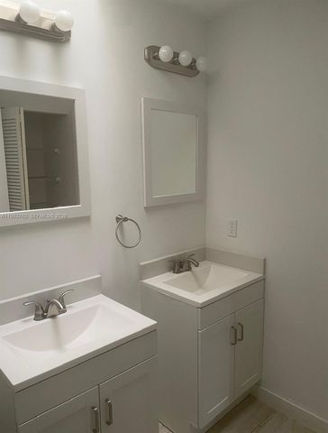 9422 SW 127th Avenue, Miami, FL 33186