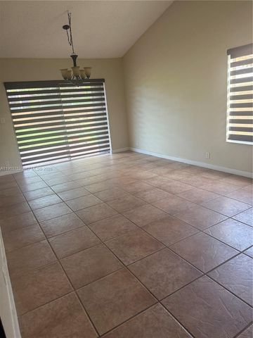 9422 SW 127th Avenue, Miami, FL 33186