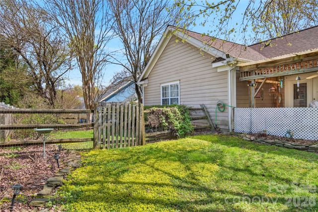 111 Foxglove Drive, Mooresville, NC 28115