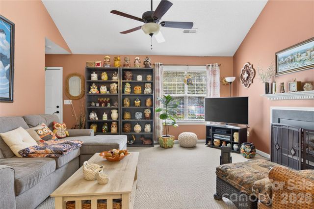 111 Foxglove Drive, Mooresville, NC 28115