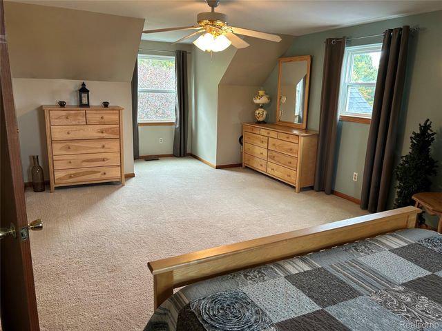 8812 S Byron Road, Vernon Township, MI 48436