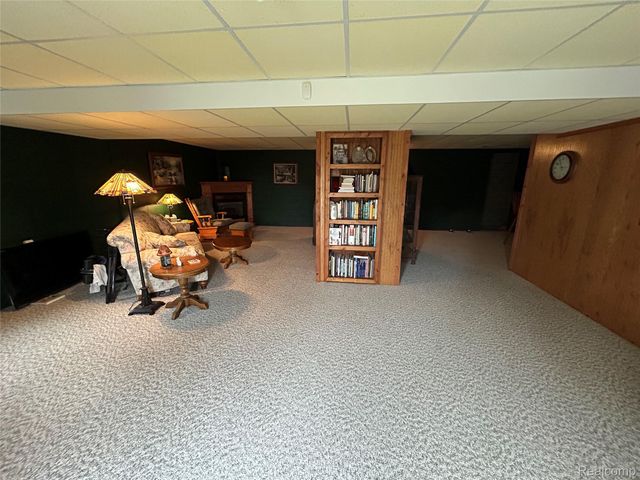 8812 S Byron Road, Vernon Township, MI 48436