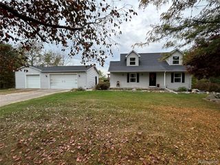8812 S Byron Road, Vernon Township, MI 48436