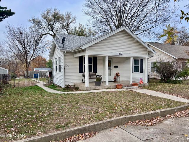 320 S Forest Avenue, Joplin, MO 64801