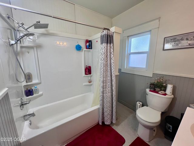 320 S Forest Avenue, Joplin, MO 64801