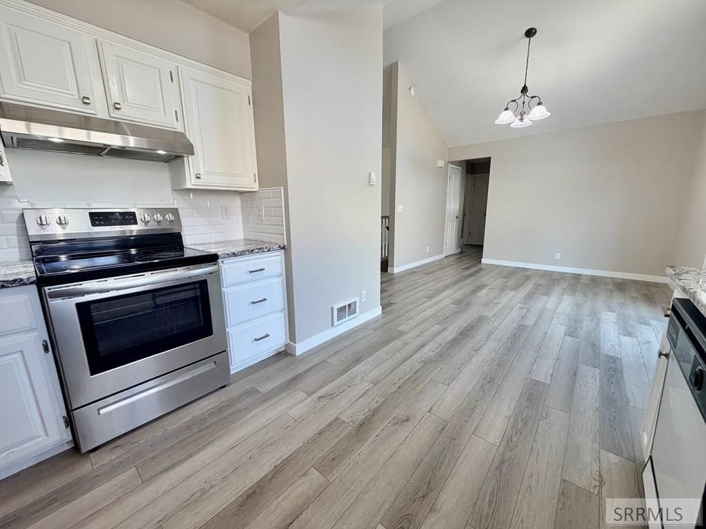 Image 13 of property listing at 1107 Skyline Drive, Idaho Falls, ID 83402
