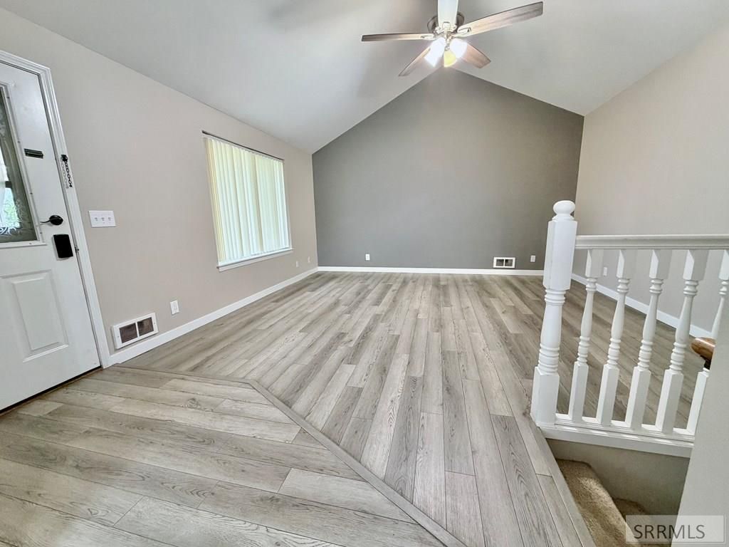 Image 5 of property listing at 1107 Skyline Drive, Idaho Falls, ID 83402