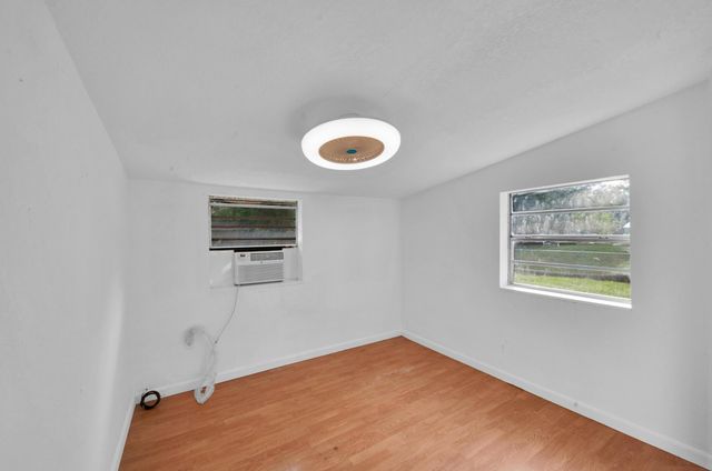 4851 Kirby Loop Road A, Fort Pierce, FL 34981