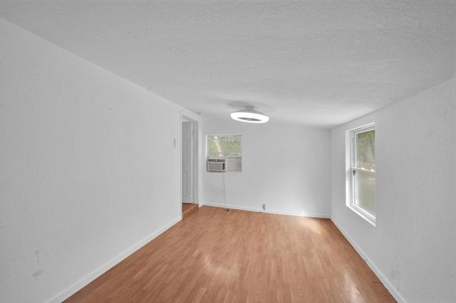 4851 Kirby Loop Road A, Fort Pierce, FL 34981