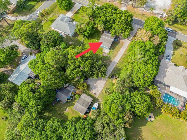 4851 Kirby Loop Road A, Fort Pierce, FL 34981