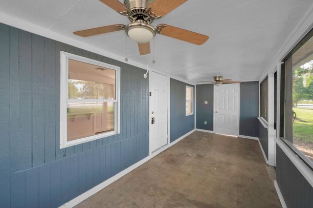 4851 Kirby Loop Road A, Fort Pierce, FL 34981