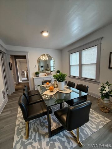 61 Baxter Street Upper, Buffalo, NY 14207