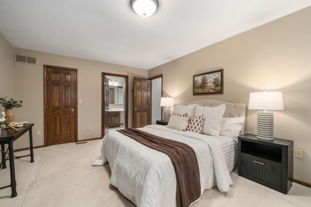 4944 Rutherford Road, Powell, OH 43065