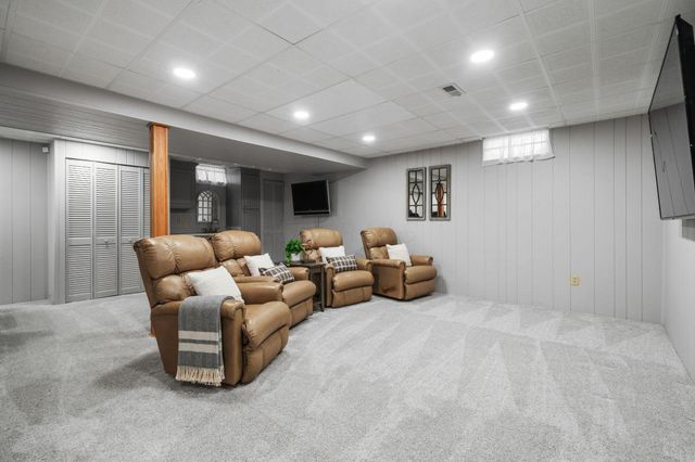 4944 Rutherford Road, Powell, OH 43065