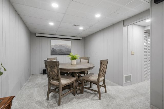 4944 Rutherford Road, Powell, OH 43065