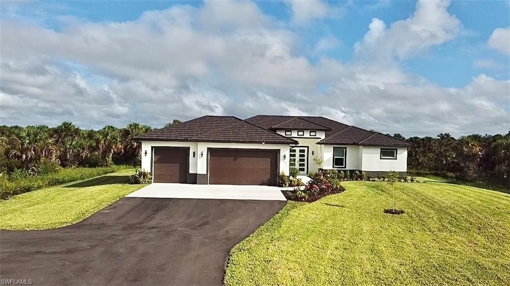 539 37th AVE NW, NAPLES, FL 34120 — photo 2