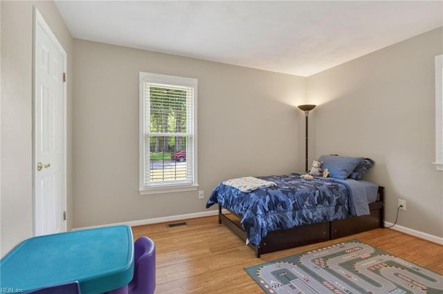 1337 Barbara CT, Chesapeake, VA 23322