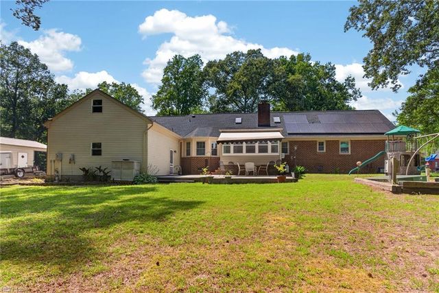 1337 Barbara CT, Chesapeake, VA 23322
