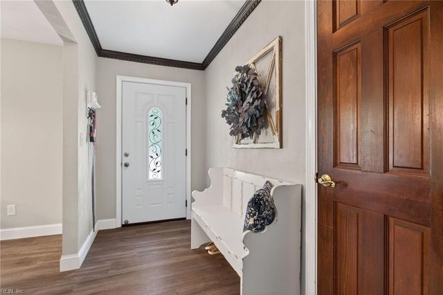 1337 Barbara CT, Chesapeake, VA 23322
