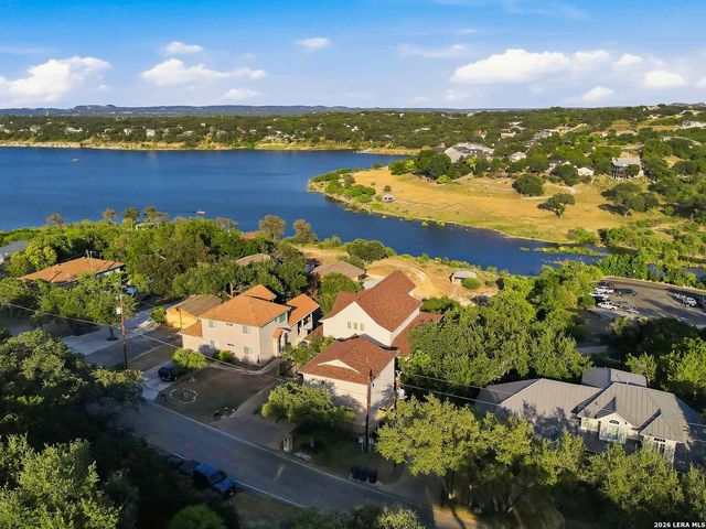 1745 W LAKESIDE DR, Canyon Lake, TX 78133