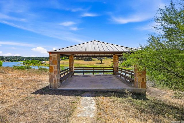 1745 W LAKESIDE DR, Canyon Lake, TX 78133