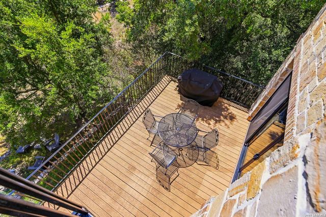 1745 W LAKESIDE DR, Canyon Lake, TX 78133