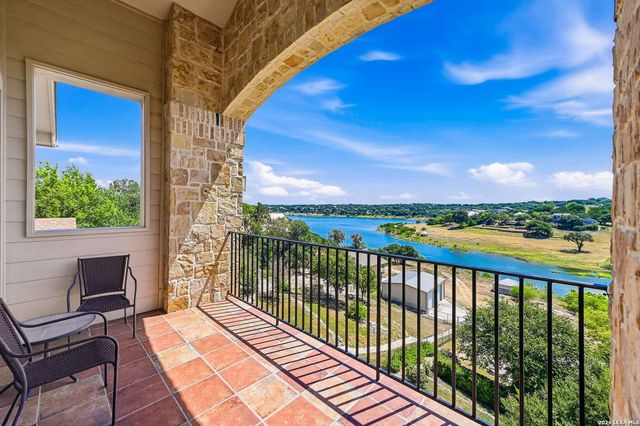 1745 W LAKESIDE DR, Canyon Lake, TX 78133