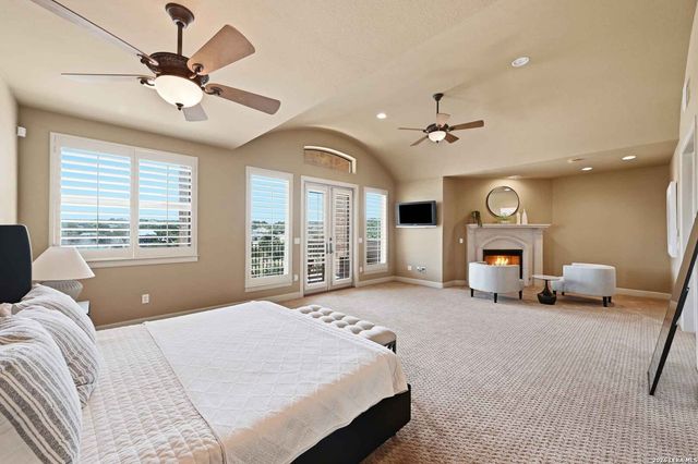 1745 W LAKESIDE DR, Canyon Lake, TX 78133