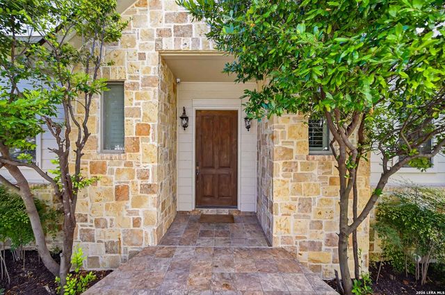 1745 W LAKESIDE DR, Canyon Lake, TX 78133