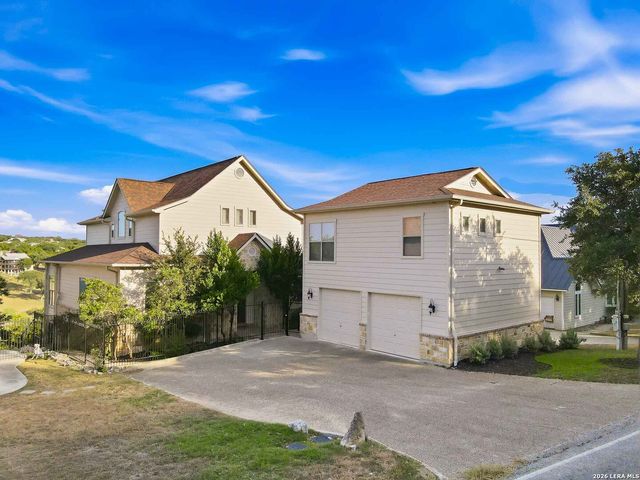 1745 W LAKESIDE DR, Canyon Lake, TX 78133