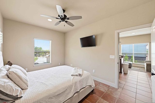 1745 W LAKESIDE DR, Canyon Lake, TX 78133