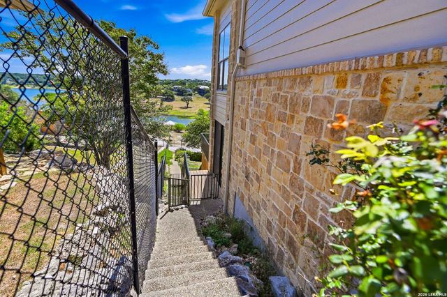 1745 W LAKESIDE DR, Canyon Lake, TX 78133