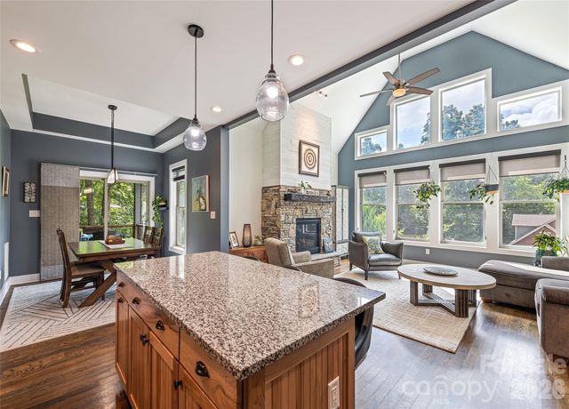 18 Forget Me Not Meadows, Fairview, NC 28730