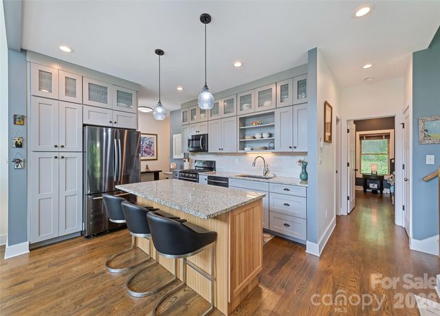 18 Forget Me Not Meadows, Fairview, NC 28730