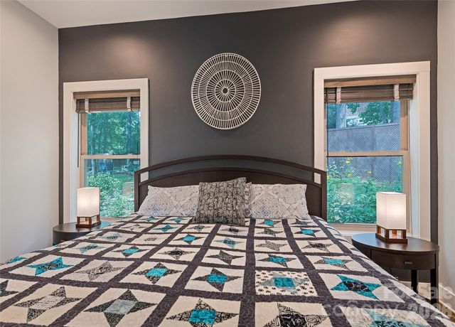 18 Forget Me Not Meadows, Fairview, NC 28730
