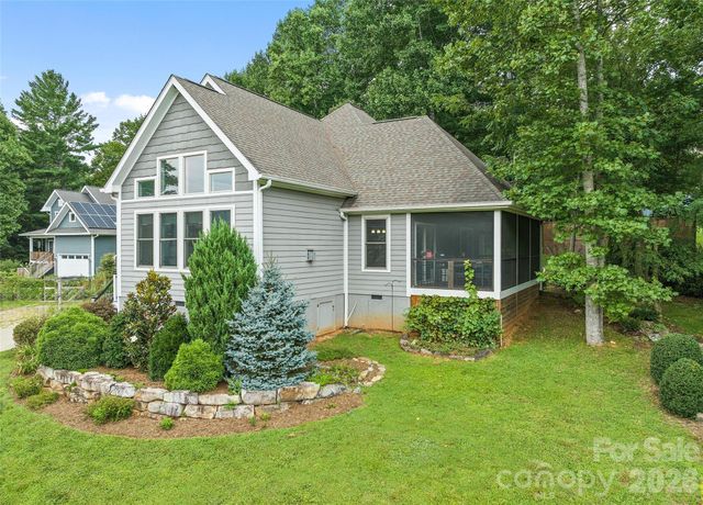 18 Forget Me Not Meadows, Fairview, NC 28730