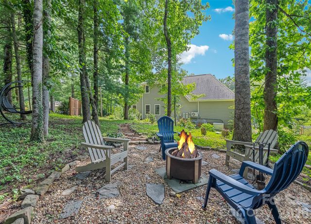 18 Forget Me Not Meadows, Fairview, NC 28730