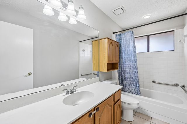 3211 Brookview Drive, Corinth, TX 76210