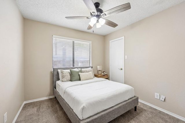 3211 Brookview Drive, Corinth, TX 76210
