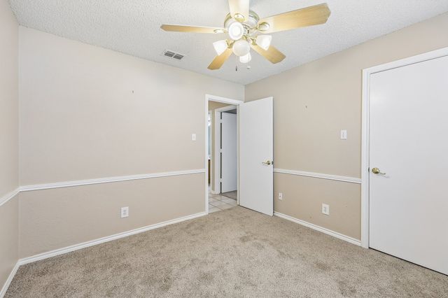 3211 Brookview Drive, Corinth, TX 76210
